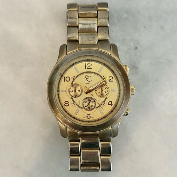 CC Quartz Impressive Faux Chrono Gold Tone Watch - Picture 1 of 7